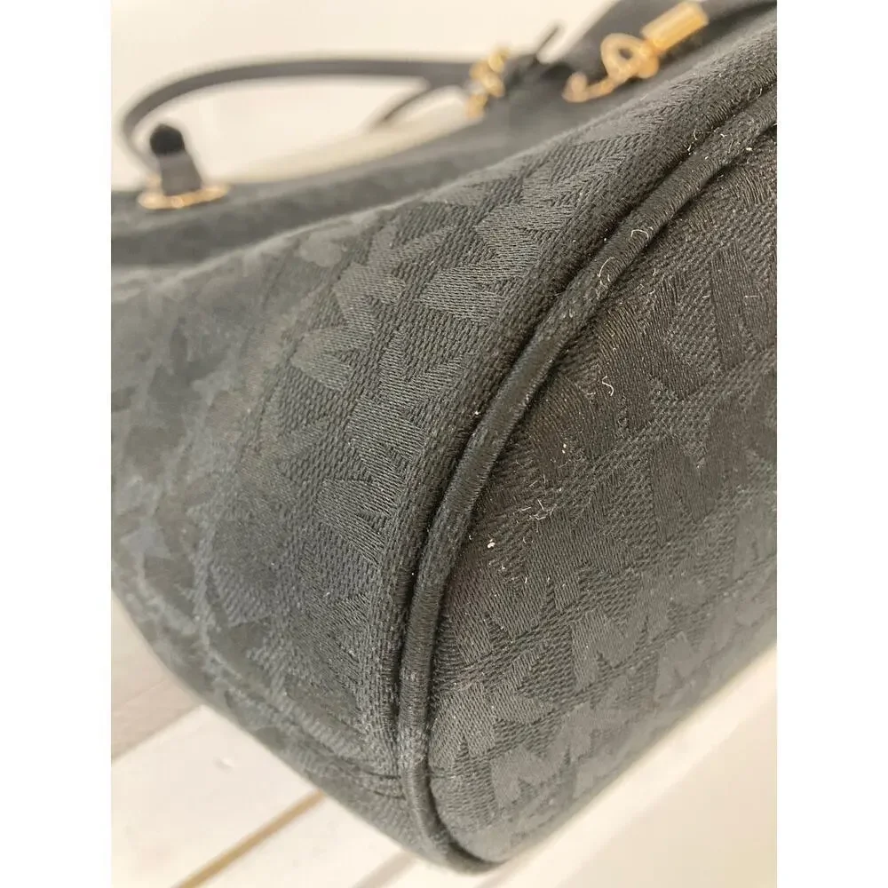 MICHAEL KORS, LARGE BLACK SIGNATURE CANVAS SHOULDER BAG